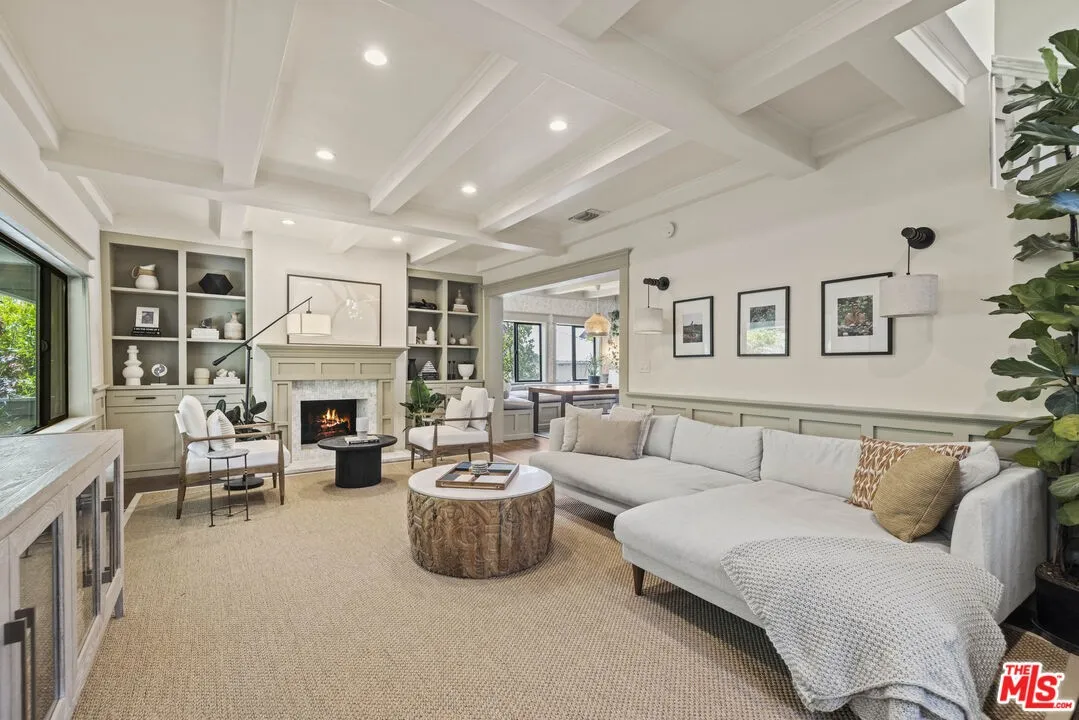 426 North Avenue 52, Los Angeles, CA 90042