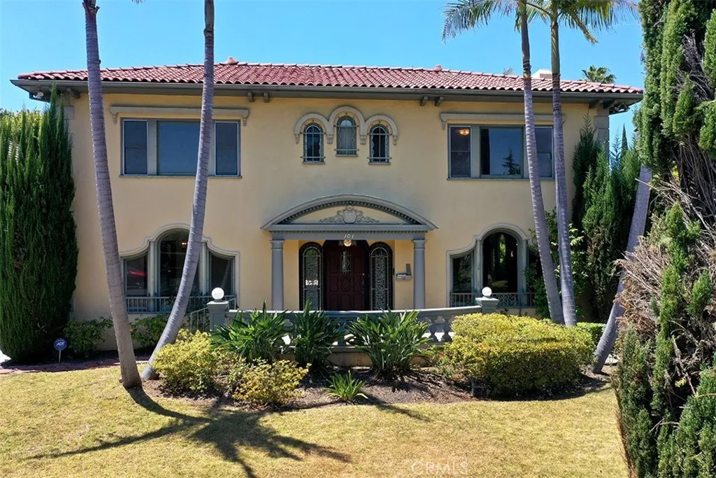 101 S Windsor Blvd, Los Angeles, CA 90004