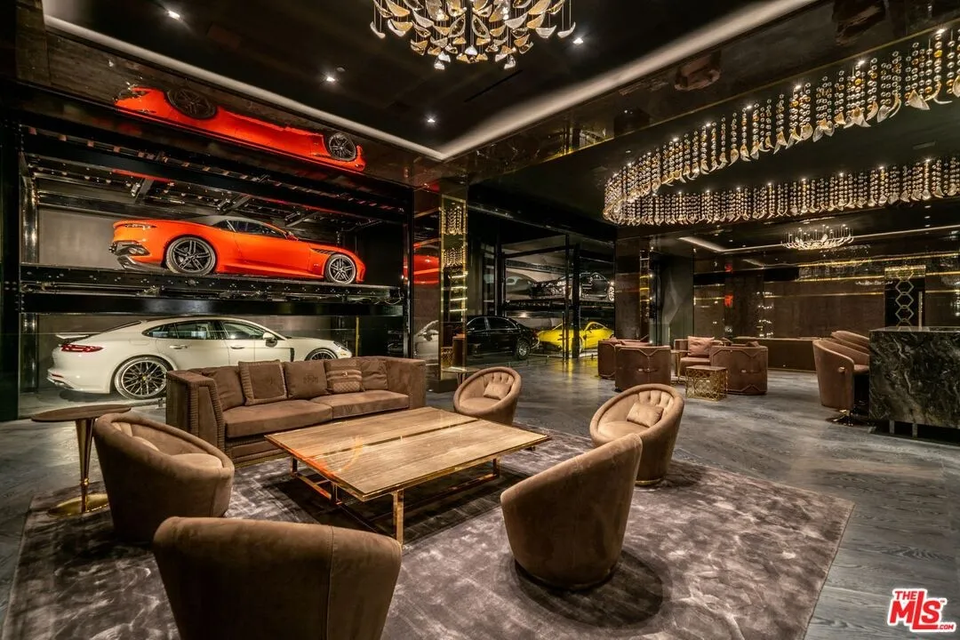 1200 Bel Air Rd, Los Angeles, CA 90077