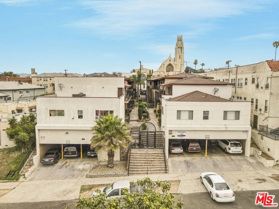 4023 /4027 W 28th St, Los Angeles, CA 90018